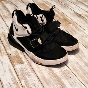 Nike air force 270